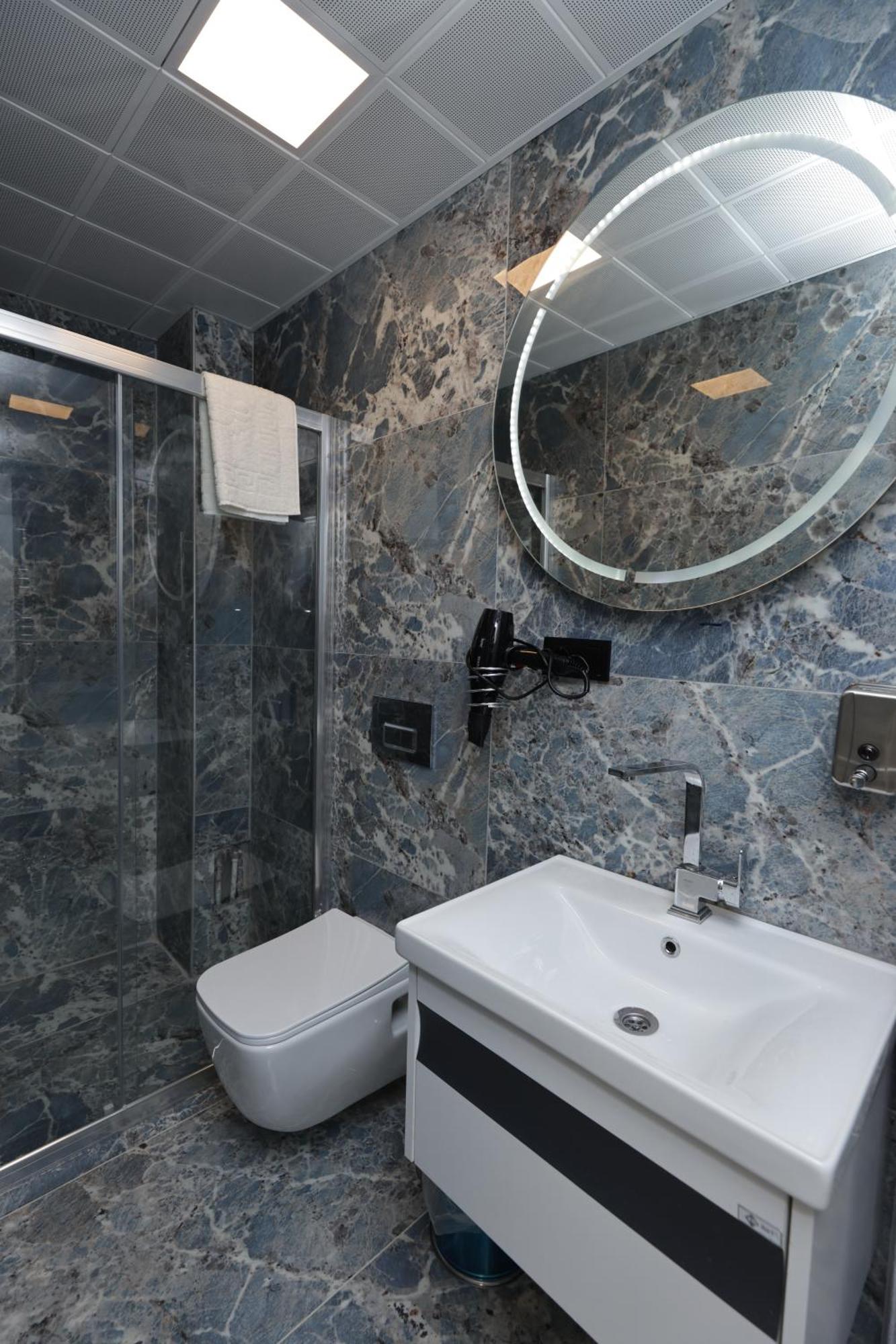 Sareban Hotel Истанбул Екстериор снимка